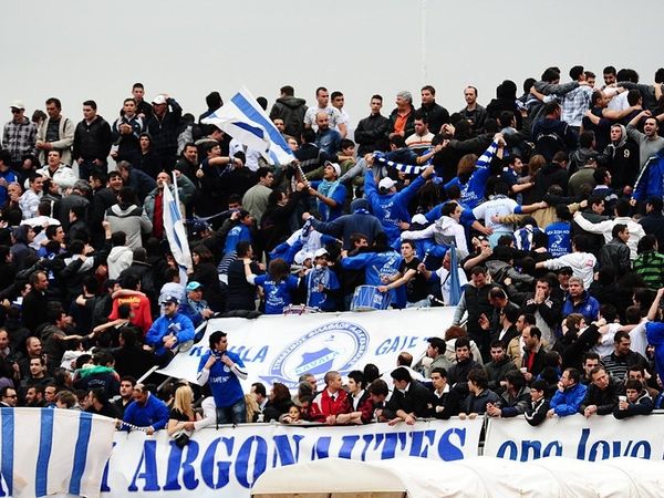 «Εφαρμόστε τους νόμους»