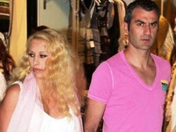 Πλήγμα για Μαστροκώστα-Δέλλα