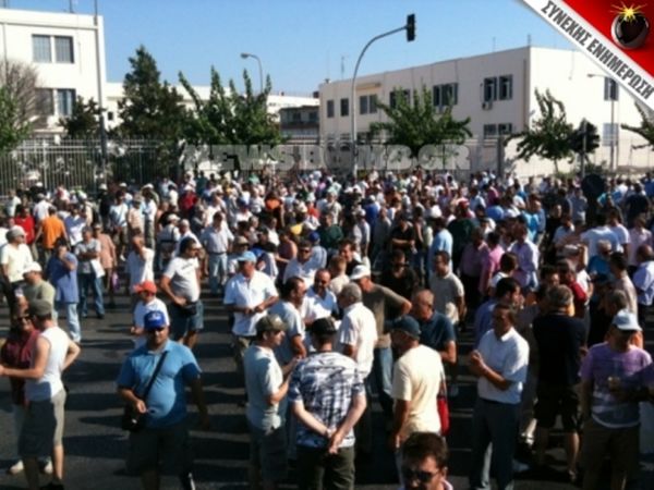 Άνοιξε η λεωφόρος Μεσογείων 