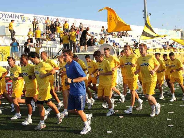 Μόνος του ο Γιαλούσης