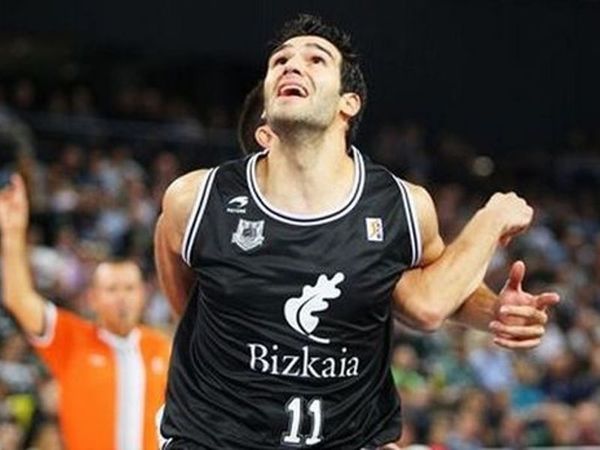 Σκέφτεται Μαυροειδή ο Ζούρος