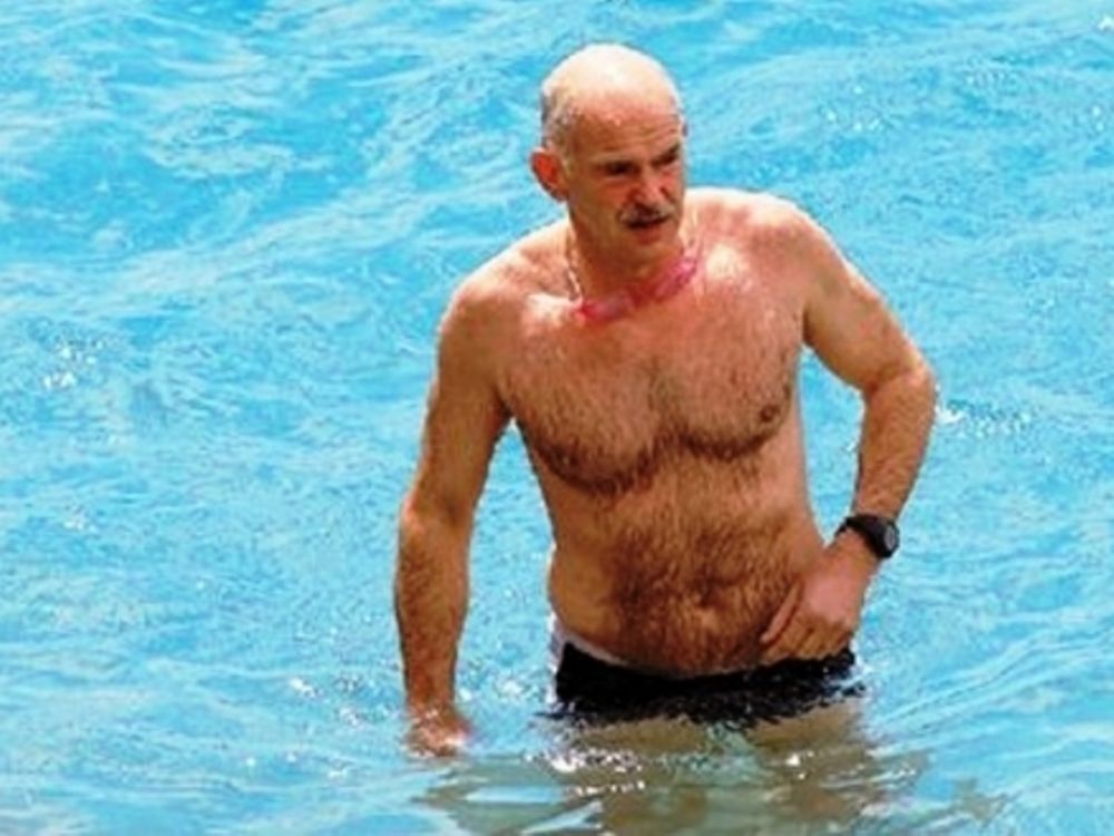 Διακοπές στην πισίνα θα κάνει φέτος ο Γιώργος