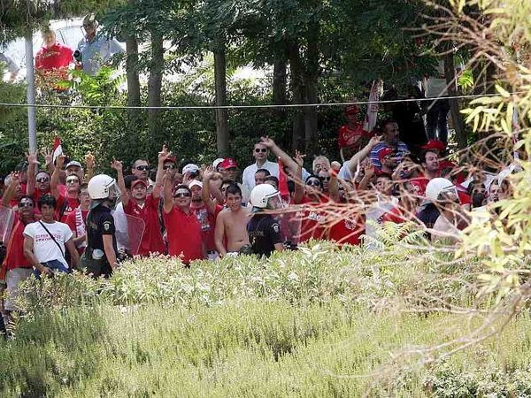 Ξύλο στο Γουδί