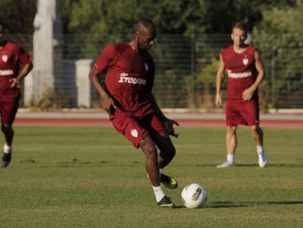 Σεσίνια διετίας στη Λάρισα