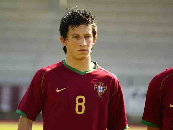 «Φουλάρει» για Κάστρο και στόπερ!