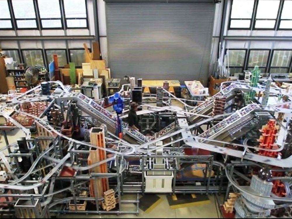 Metropolis II 