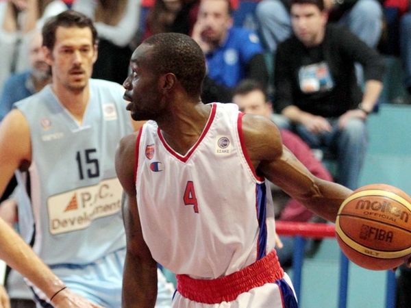 Εξετάζει κι άλλες λύσεις ο Μπαρτζώκας