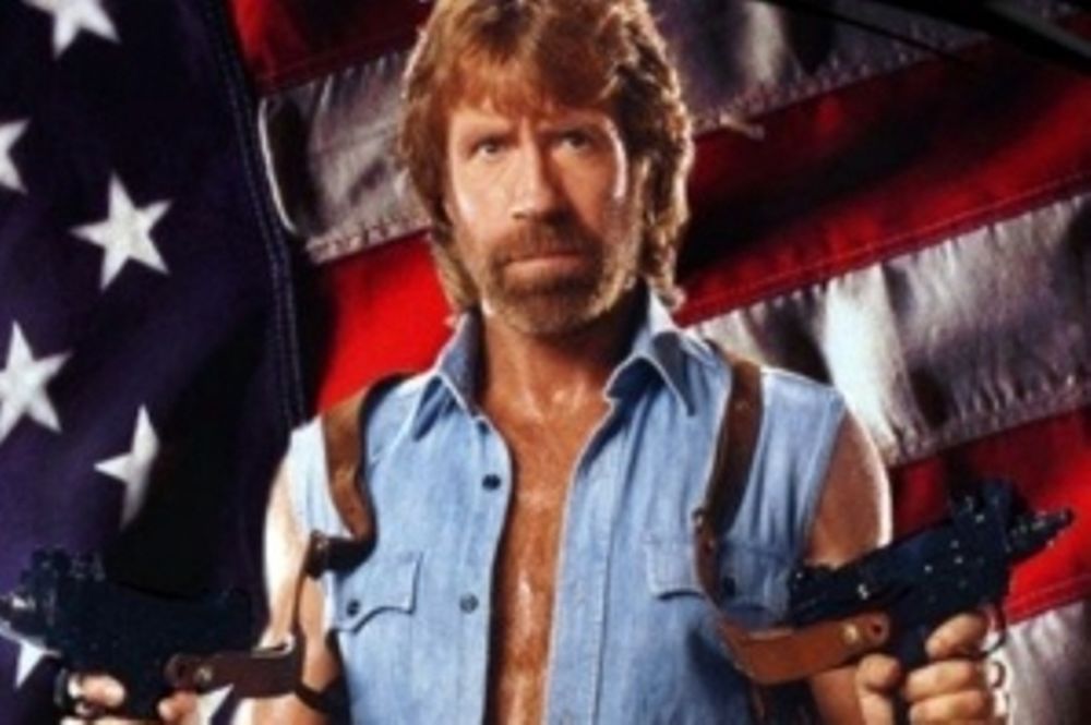 Αναλώσιμος ο Chuck Norris! 