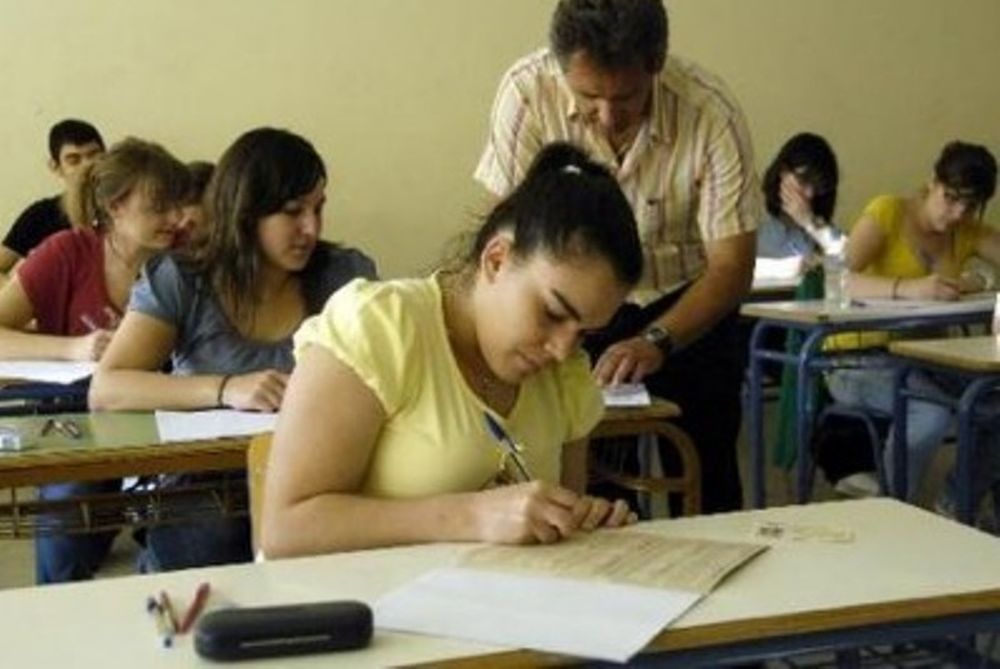 Ένας-ένας «την κάνουν» οι καθηγητές…