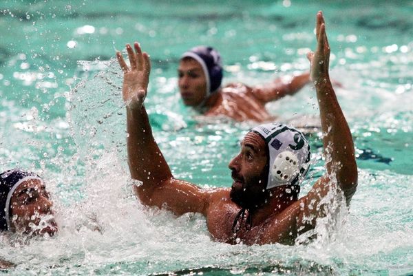 Μένει ο «Αφρου»