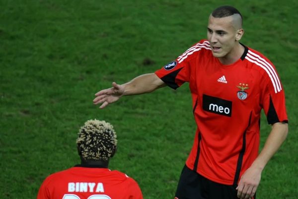 «Μιλάμε με Ολυμπιακό για Γεμπντά»