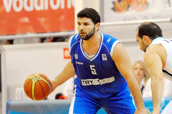 Πάει Ισραήλ ο Παπαμακάριος