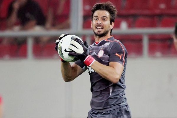 Στηρίζουν Κοστάντσο στον Ολυμπιακό