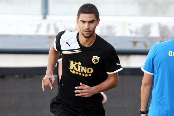 Τσίτας και επίσημα στην ΑΕΚ