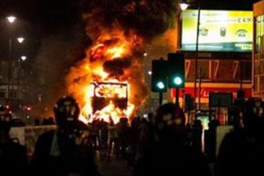 Ματαιώθηκε το Αγγλία - Ολλανδία