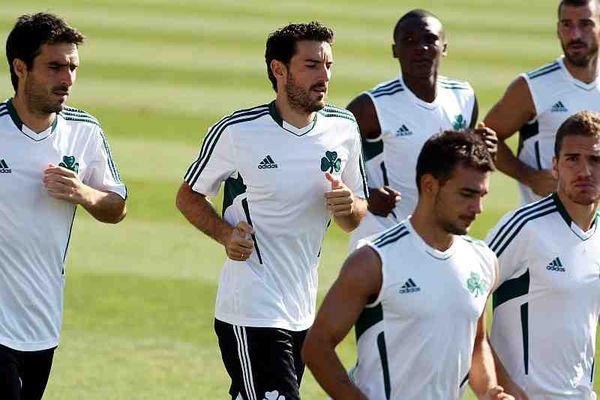 Με τις γνωστές απουσίες