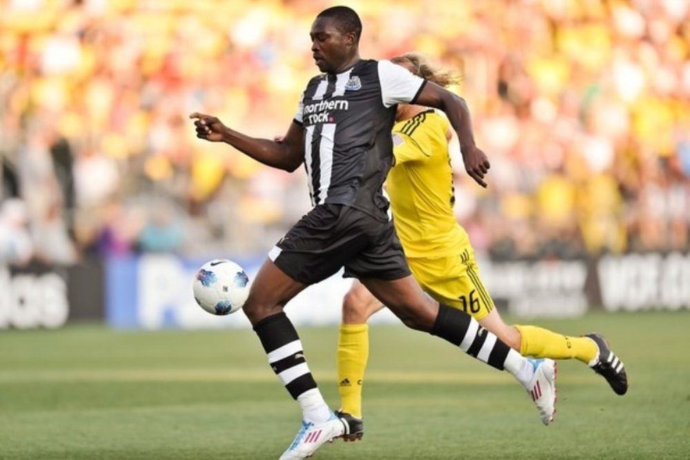  Ανανέωσε ο Αμεόμπι!