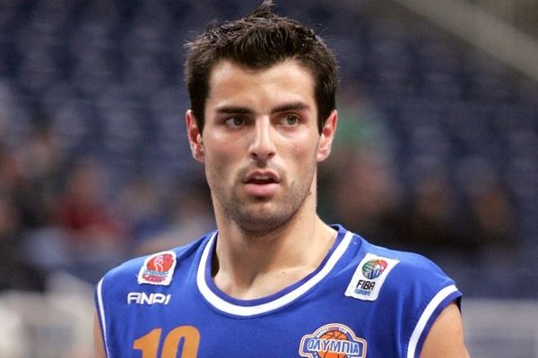 Κακλαμάνος: «Αισθάνομαι τυχερός»