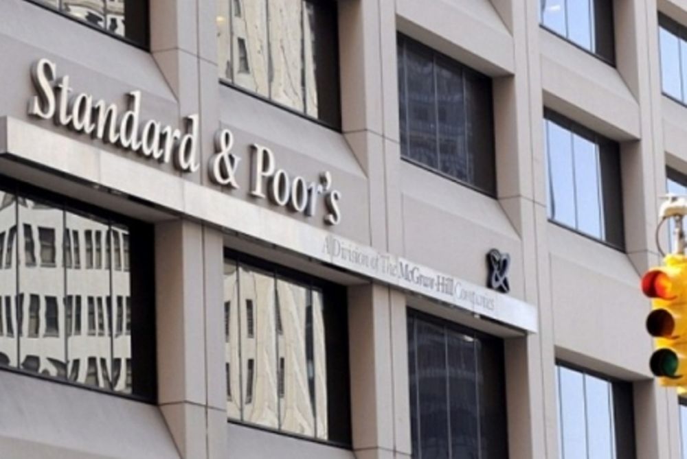 «Ευχαριστώ για την υποβάθμιση: Θα πρέπει όλοι να απολυθείτε»