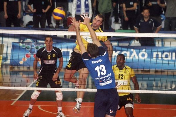 Ανανέωσε ο Κιόσης