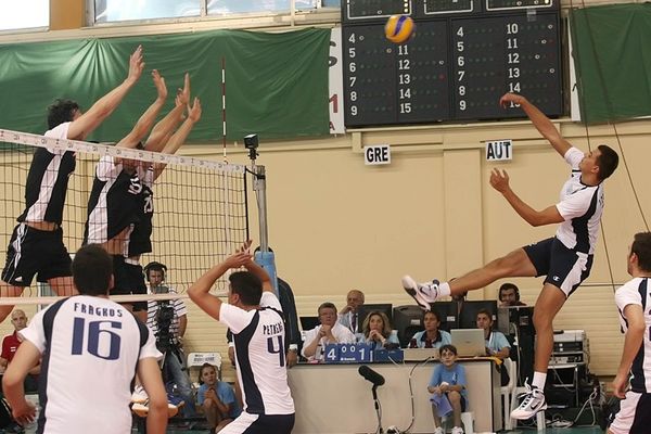 Επιστρέφει στην Ιταλία για αποθεραπεία ο Τζούριτς