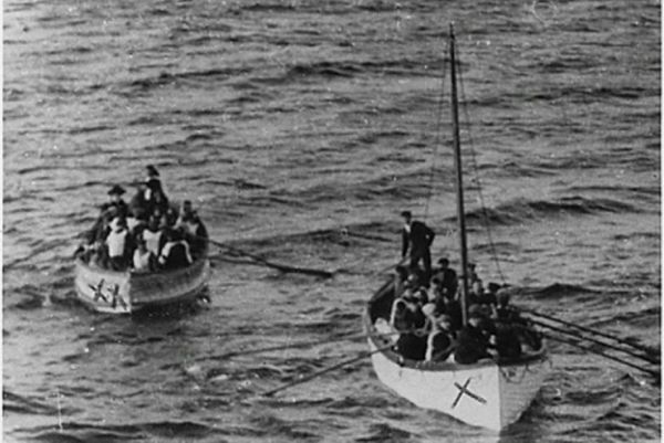 NYTimes: «Η Ελλάδα νιώθει να εξωθείται εκτός ευρωζώνης»