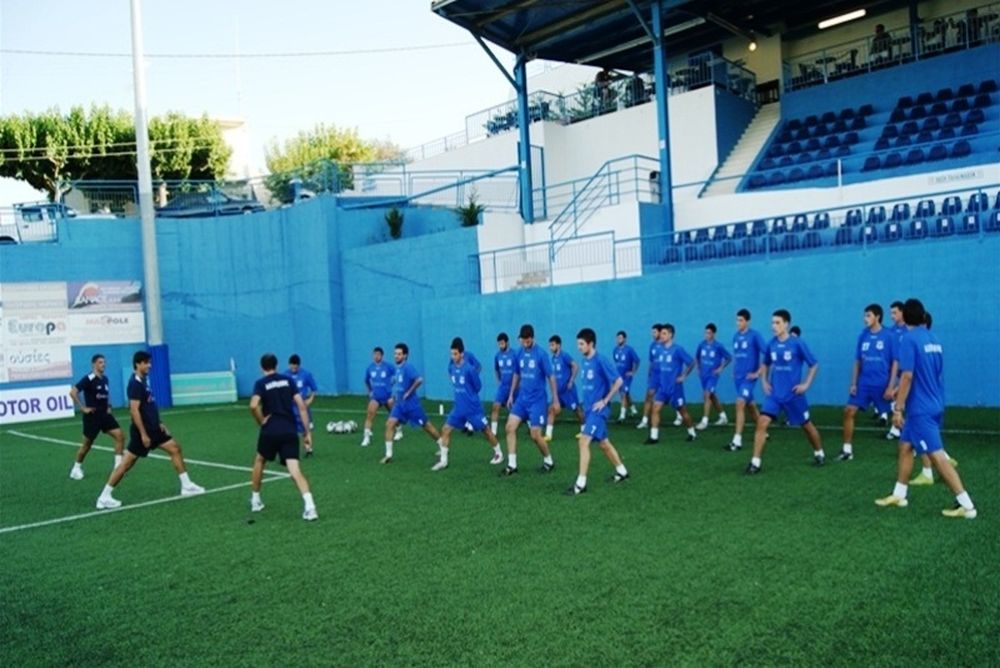 «Πρεμιέρα» με τριάρα η Επισκοπή