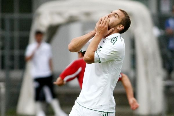 Και η Αούστρια για Δημούτσο