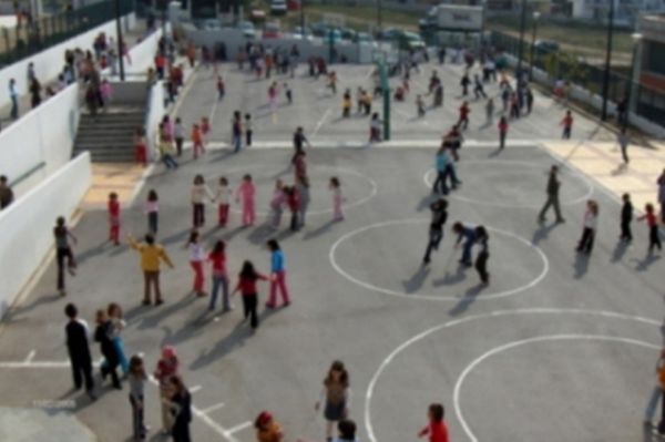 Σχολική χρονιά για... κλάματα