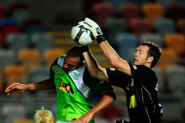 Φαν Στράταν εξετάζει ο ΟΦΗ