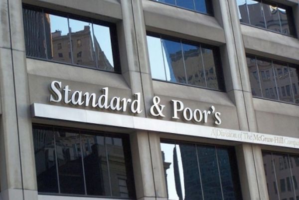 Προειδοποίηση για υποβάθμιση της Κύπρου