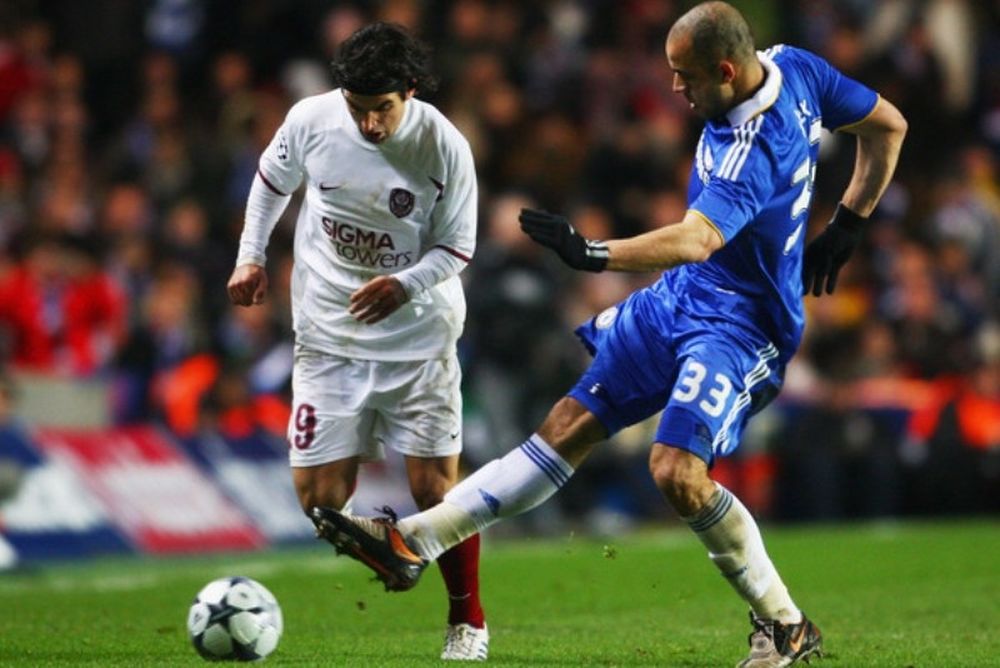 «Στοχεύει» σε Άλεξ η «Γιούβε»