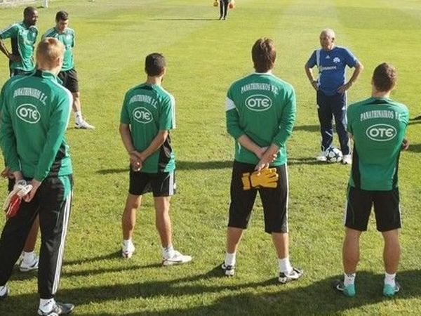 «Καμπανάκι» Φερέιρα για Μακάμπι