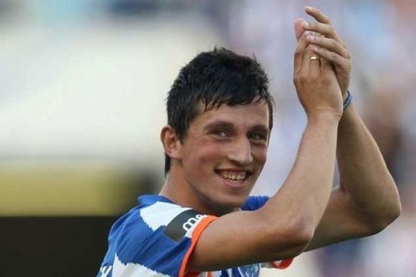 «Περιμένω πάνω από το τηλέφωνο»