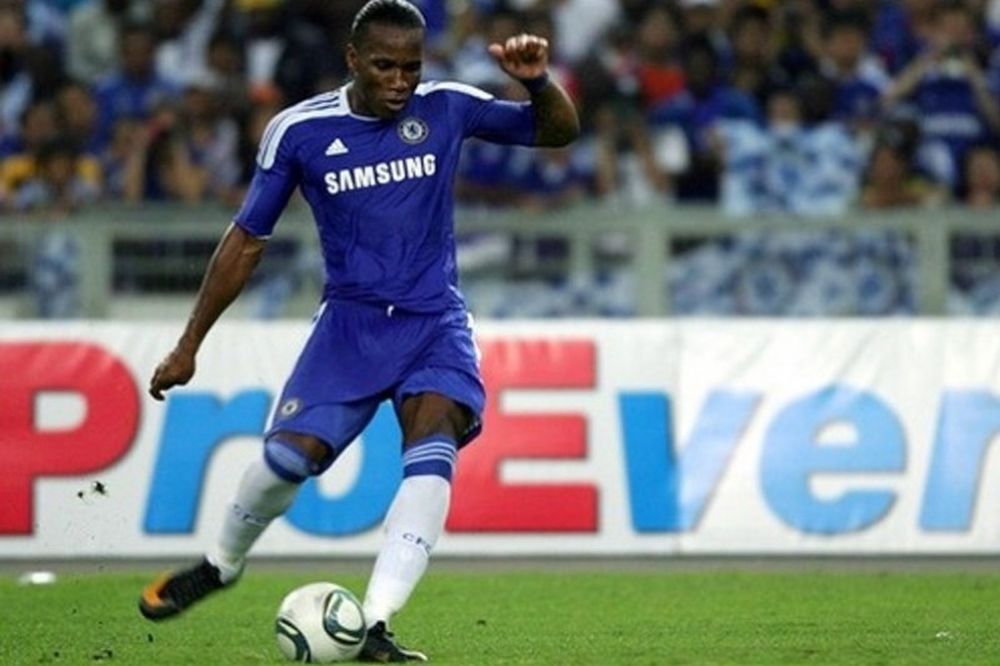  Ανανεώνει ο Ντρογκμπά!