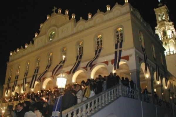 Συγκίνηση στις Παναγίες της Ελλάδας