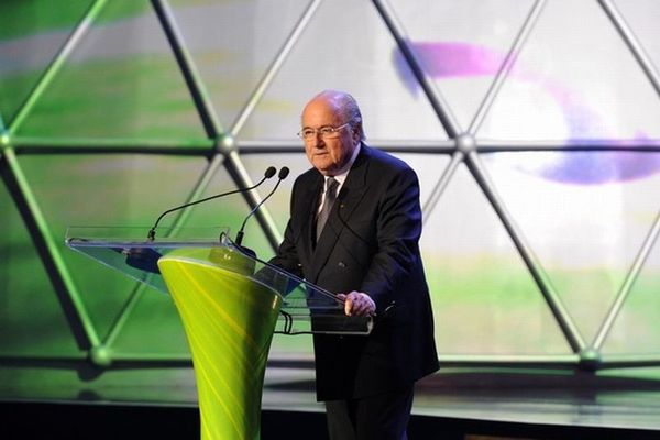 Βαριές «καμπάνες» από FIFA!