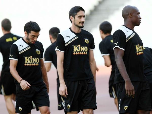 Με «Λύμπε» στην κορυφή η ΑΕΚ (photos)