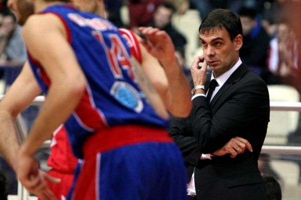 Στάση αναμονής στη Νέα Σμύρνη