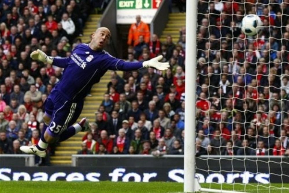 Οπαδός της Λίβερπουλ ο Ρέινα!