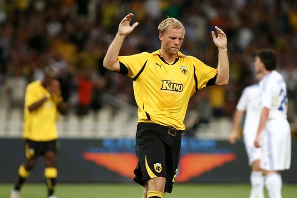 «Τιμή μου που παίζω στην ΑΕΚ»