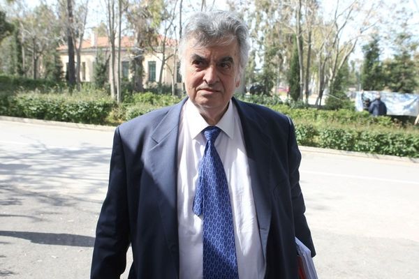 Τσολακάκης: «Να βοηθήσουμε τον Πανιώνιο»