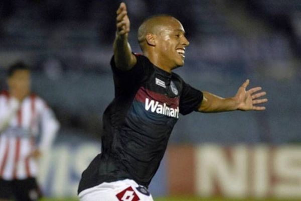 Τριπλό χτύπημα ο Αστέρας!