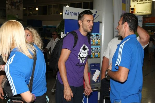 Με επευφημίες οι Έλληνες στη Νταεγού