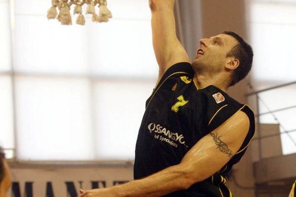 Προτάθηκε ο Μπετς