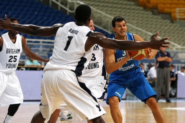 Φινάλε με ένα ματς για το «Ακρόπολις»