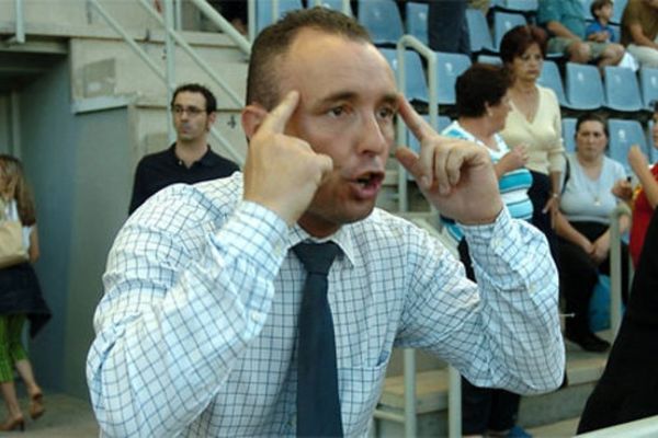 Ουρίμπε: «Κουραστική η αβεβαιότητα»