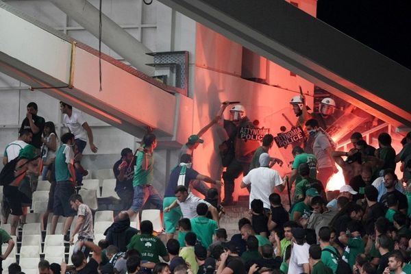 Ρίψη δακρυγόνων και διακοπή στο ΟΑΚΑ!