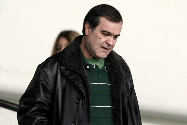 Εκραξαν άγρια και τον Βγενόπουλο