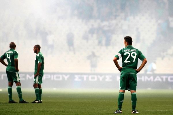 Περασμένα μεγαλεία και διηγώντας τα να κλαις…